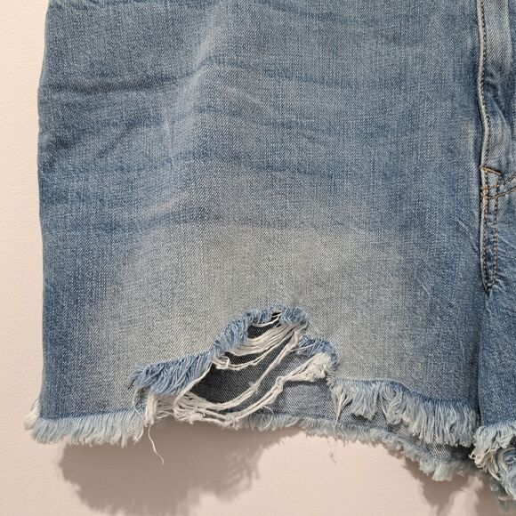 KanCan Denim High-Waisted Distressed Raw Hem Shorts Size 3XL Faded Blue NWT - Picture 11 of 16
